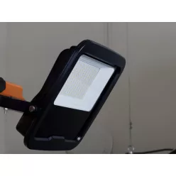 LED PROFI reflektor 100W / 5000K / BK - LF6025