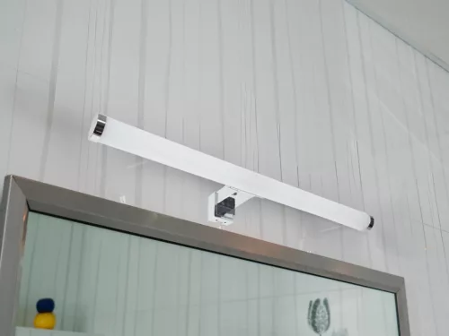 LED fürdőszobai lámpa 10W / IP44 / 450 / 4000K / - LNL7721/CH
